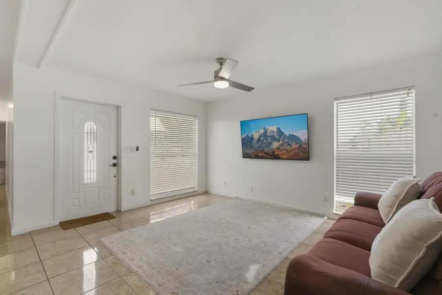 7907 NW 66th Terrace, Tamarac, FL 33321 - Image #2