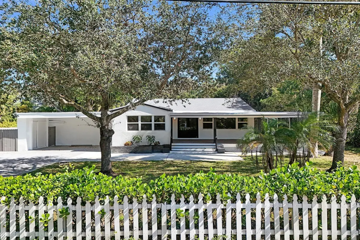 216 Bayberry Drive, Plantation, FL 33317 - Image #1