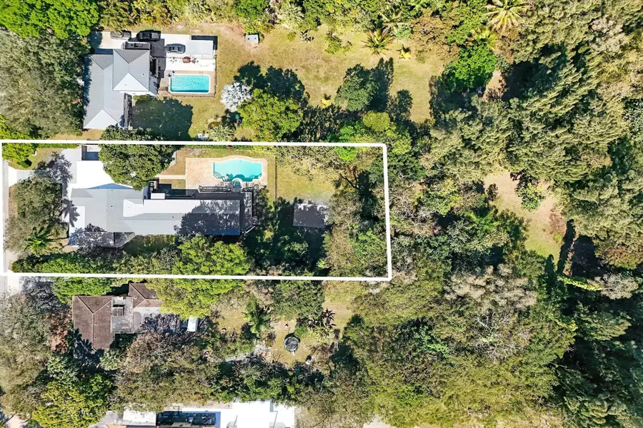 216 Bayberry Drive, Plantation, FL 33317 - Image #3