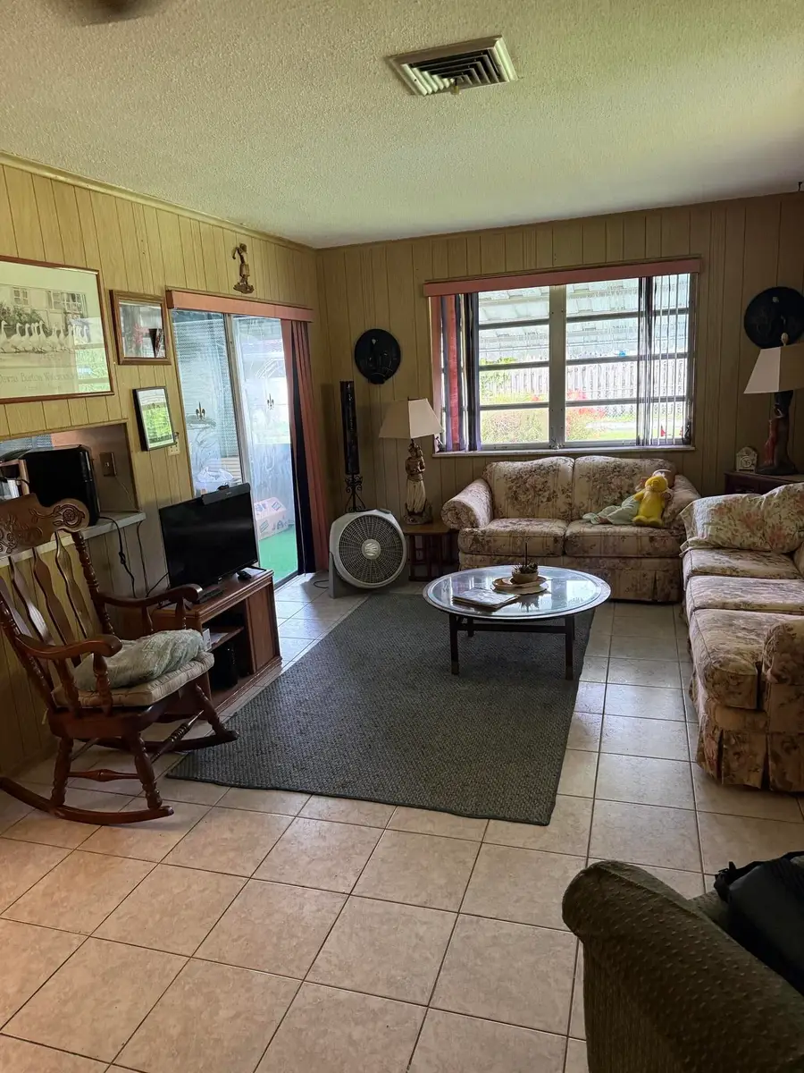 626 S Crescent Drive, Hollywood, FL 33021 - #3