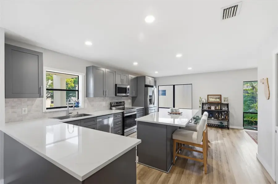 301 N Pine Island Road #217, Plantation, FL 33324 - #2