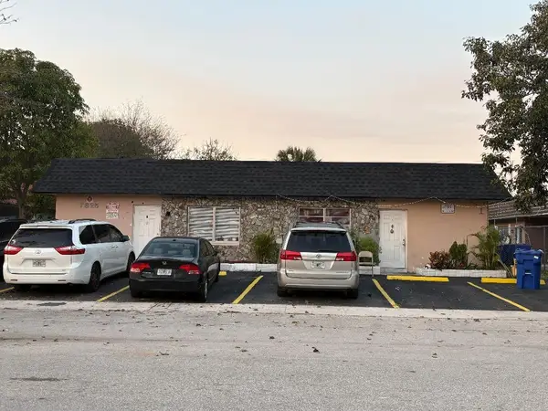 7625 SW 10th Street, Pompano Beach, FL 33068