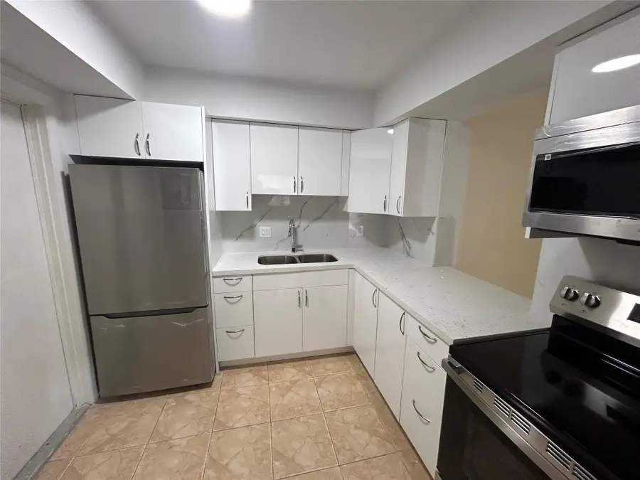 7625 SW 10th Street, Pompano Beach, FL 33068 - #2