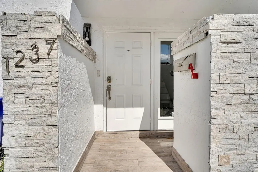 1237 Seaview #1237, North Lauderdale, FL 33068 - #2