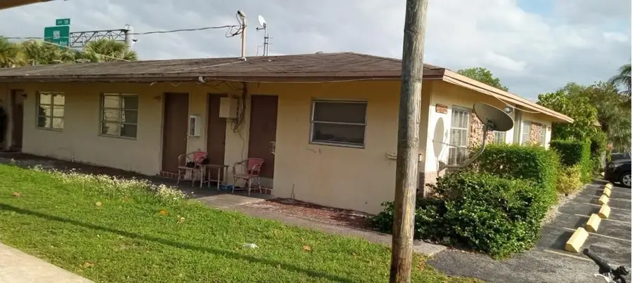 1856 NW 52nd Avenue, Lauderhill, FL 33313 - #2