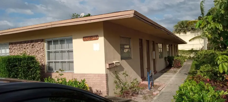 1856 NW 52nd Avenue, Lauderhill, FL 33313 - #3