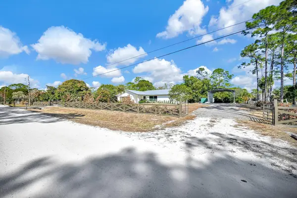 17203 N 40th Run, Loxahatchee, FL 33470