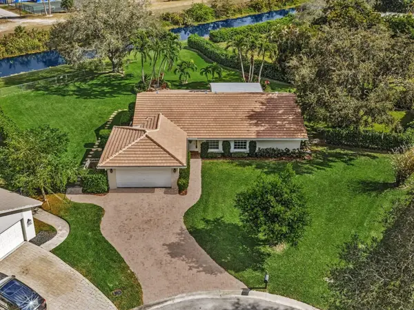 8140 NW 13th Place, Coral Springs, FL 33071