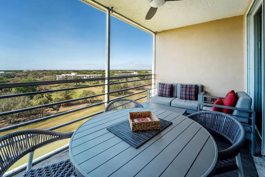 575 Oaks Lane #1002, Pompano Beach, FL 33069 - #2