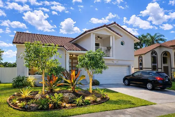 16070 SW 89th Avenue Road, Miami, FL 33157