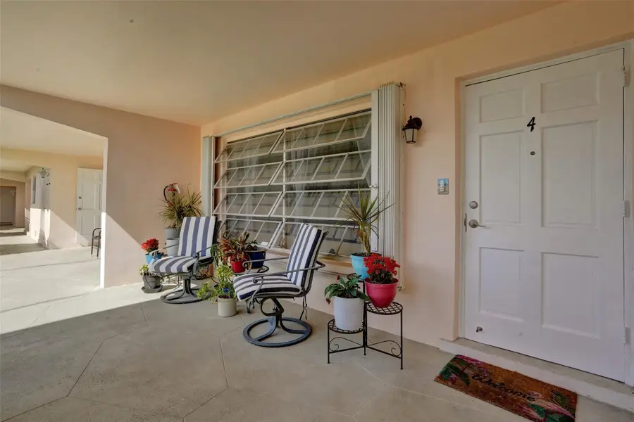 711 SE 7th Avenue #4, Pompano Beach, FL 33060 - #2