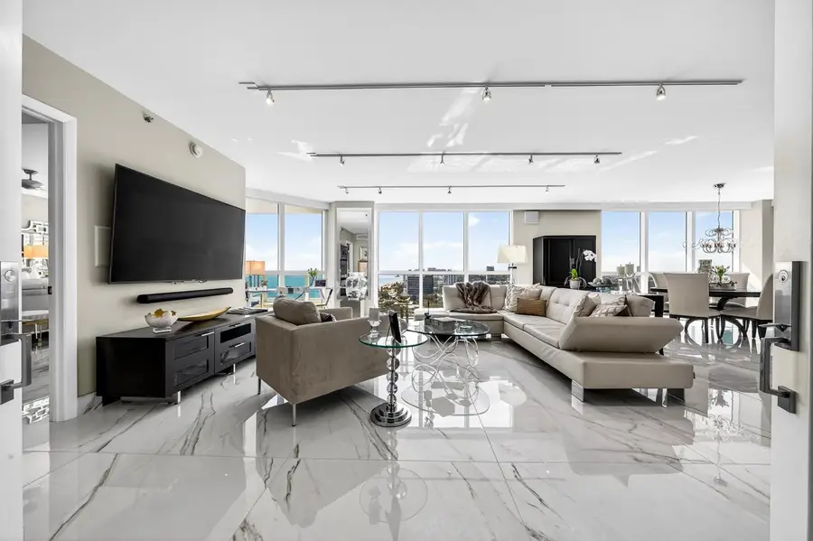 101 S Fort Lauderdale Beach Boulevard #1707, Fort Lauderdale, FL 33316 - #2