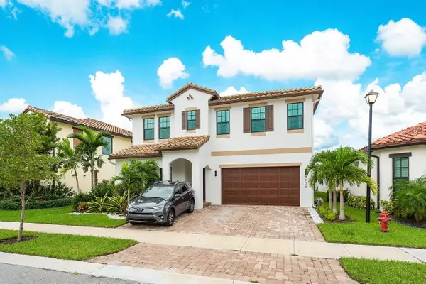 8605 E Baypoint Circle, Parkland, FL 33076