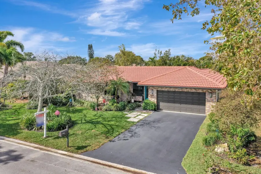 5368 NW 64 Way, Pompano Beach, FL 33067 - #2