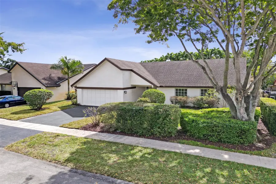 10220 NW 25th Street, Pembroke Pines, FL 33026 - #2