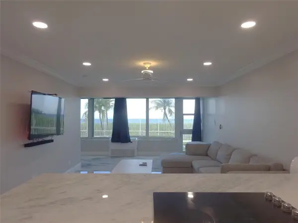 8 Briny Avenue #105, Pompano Beach, FL 33062