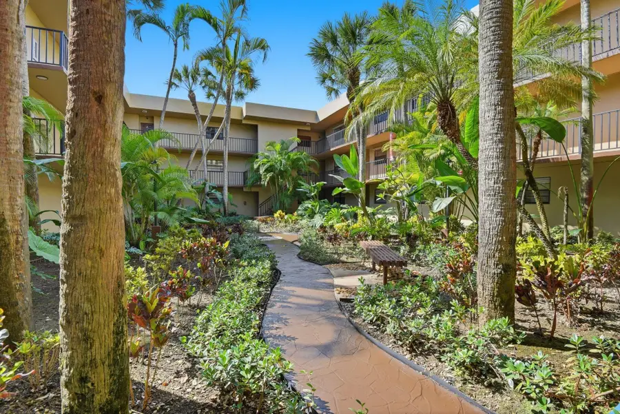 10875 SW 112th Avenue #202, Miami, FL 33176 - #2