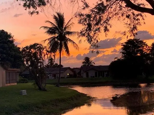 2253 W Discovery Circle #2253, Deerfield Beach, FL 33442