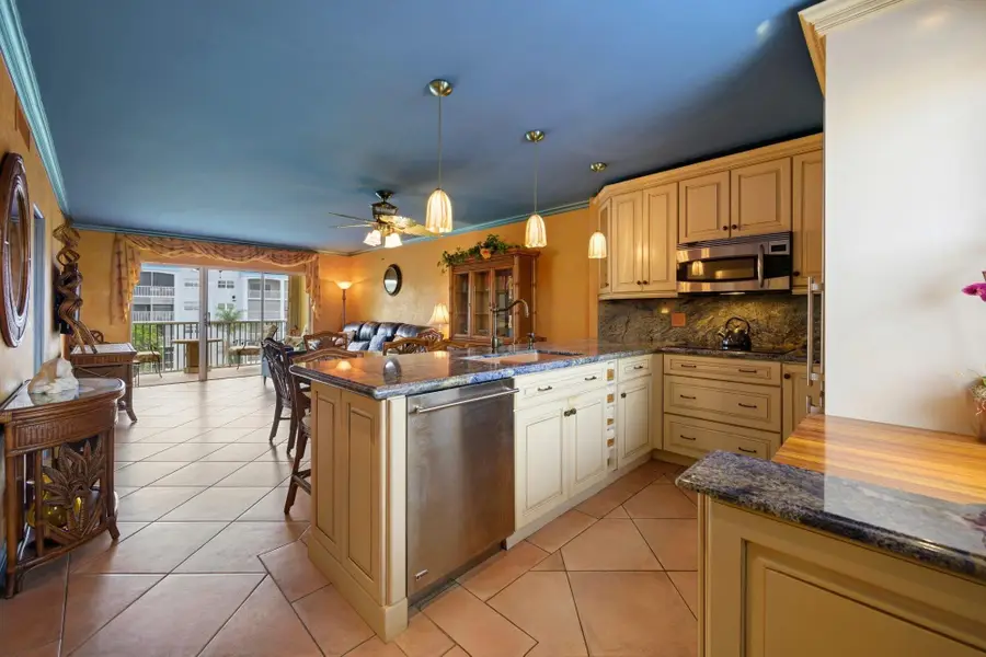 600 NE 2nd Street #304, Dania Beach, FL 33004 - #2