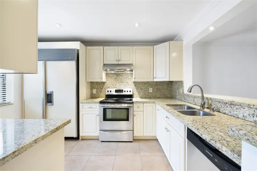 3755 Carambola Circle #3755, Pompano Beach, FL 33066 - #3