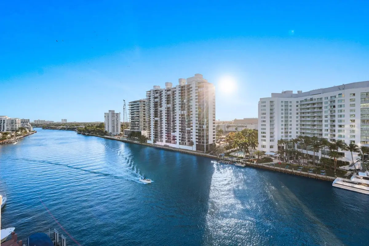 2800 E Sunrise Boulevard #10A, Fort Lauderdale, FL 33304 - #1