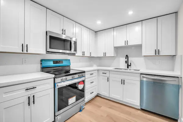 3900 N Hills Drive #414, Hollywood, FL 33021