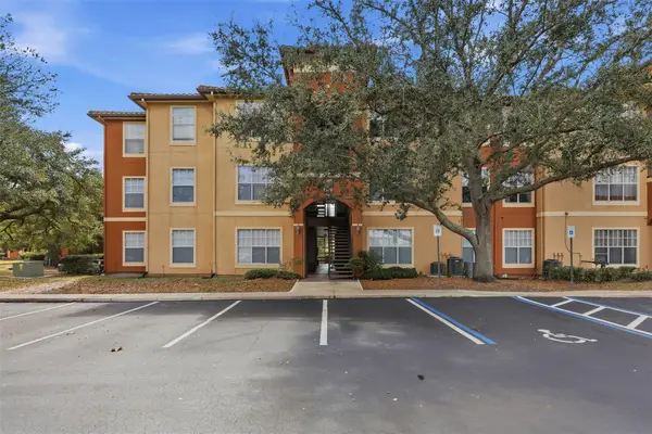 5518 Metrowest Boulevard #11-104, Orlando, FL 32811