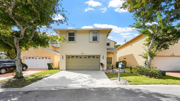 2311 NW 39th Terrace, Pompano Beach, FL 33066