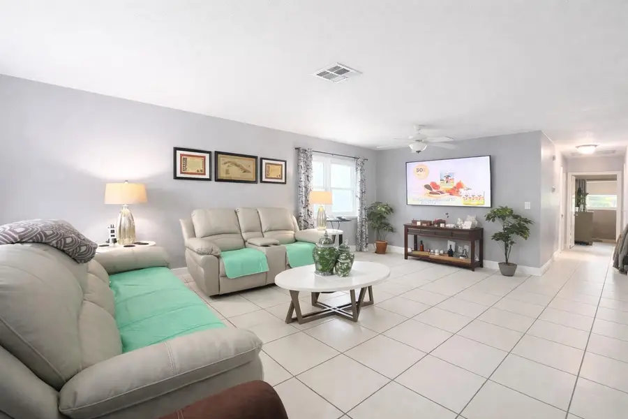 7203 Pine Manor Drive, Lake Worth, FL 33467 - #2