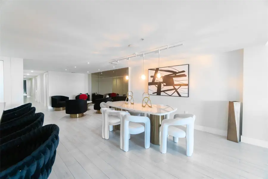 9400 W Bay Harbor #503, Miami Beach, FL 33154 - #2