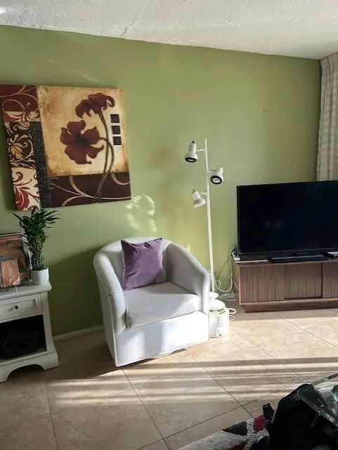 2811 Somerset Drive #316, Fort Lauderdale, FL 33311 - #3