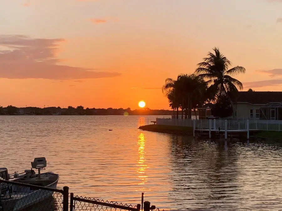 2450 NW 186th Avenue, Pembroke Pines, FL 33029 - #3