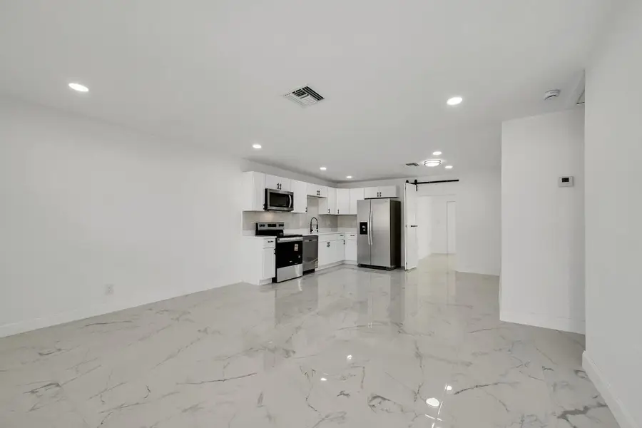 6884 SW 15th Street, Pompano Beach, FL 33068 - #2