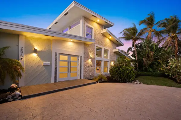 2675 NE 24th Street, Pompano Beach, FL 33064