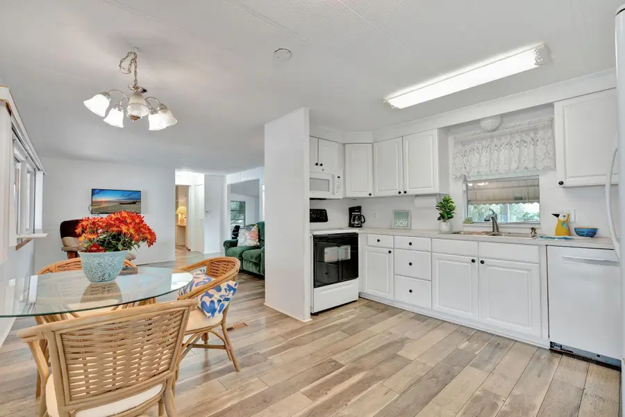 7184 SE Redbird Circle, Hobe Sound, FL 33455 - #3