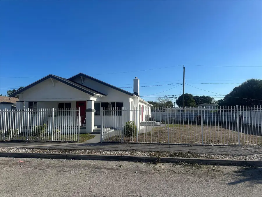 1022 State Street, West Palm Beach, FL 33407 - #2