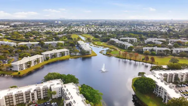 9410 Poinciana Place #108, Davie, FL 33324