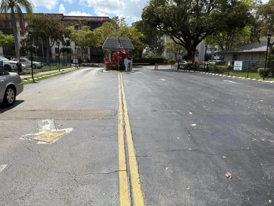 Address Withheld By Seller, Lauderhill, FL 33319 - #3