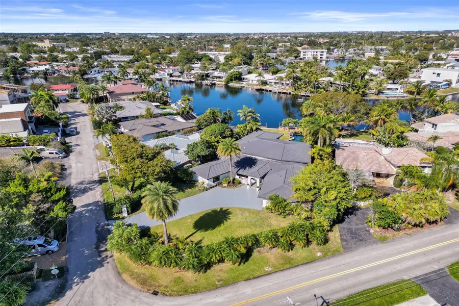 2425 Fryer Point, Fort Lauderdale, FL 33305 - #3