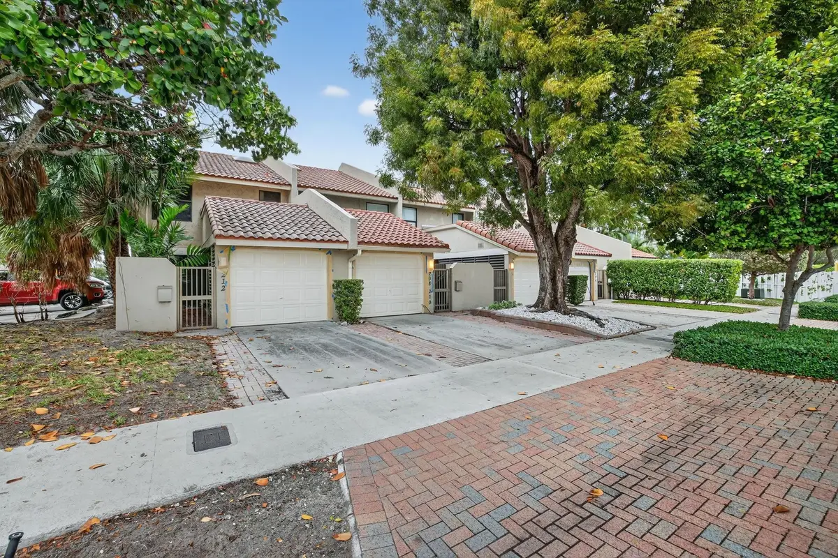 210 Washingtonia Avenue, Fort Lauderdale, FL 33308 - #1