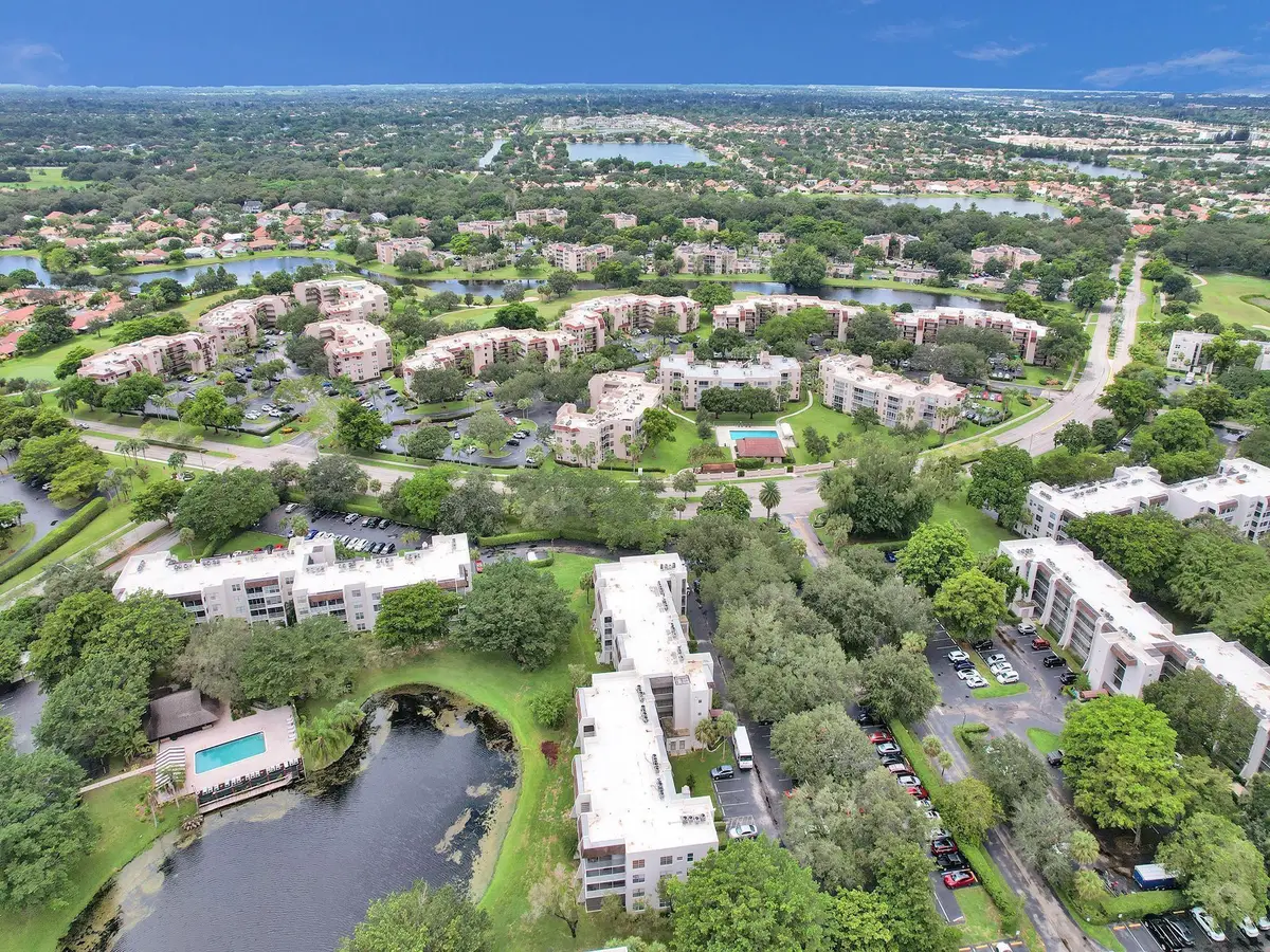 9480 Poinciana Place #304, Davie, FL 33324 - #1