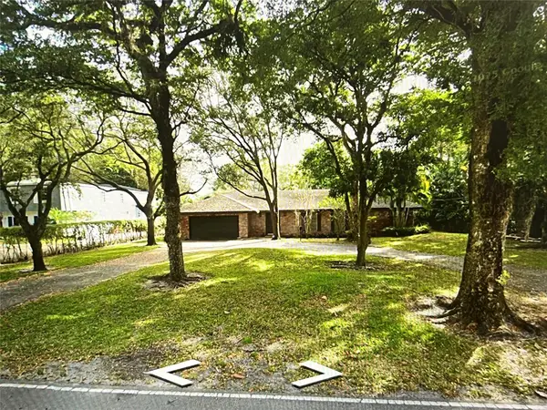 220 N Fig Tree Lane, Plantation, FL 33317