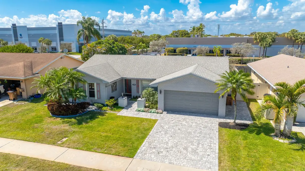 1375 SW 29th Avenue, Deerfield Beach, FL 33442 - #1