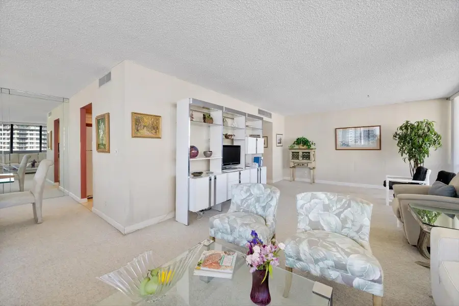 2017 S Ocean Drive #PH1, Hallandale Beach, FL 33009 - #2