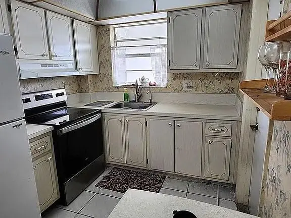 581 Blue Heron Drive #316-B, Hallandale Beach, FL 33009 - #3