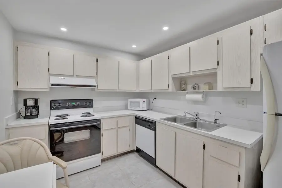 525 N Ocean Boulevard #522, Pompano Beach, FL 33062 - #3