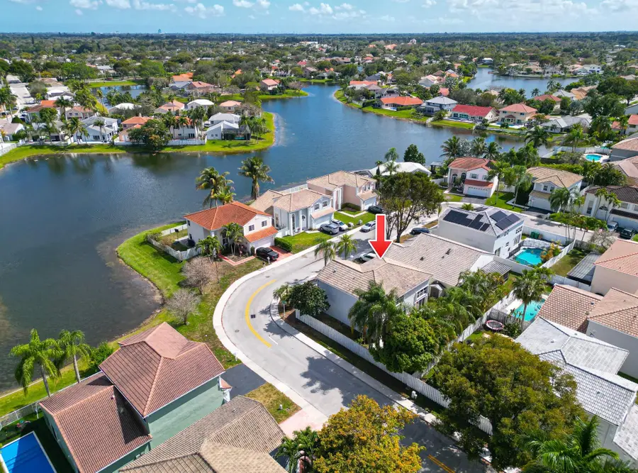 601 Lakeshore Terrace, Davie, FL 33325 - #2