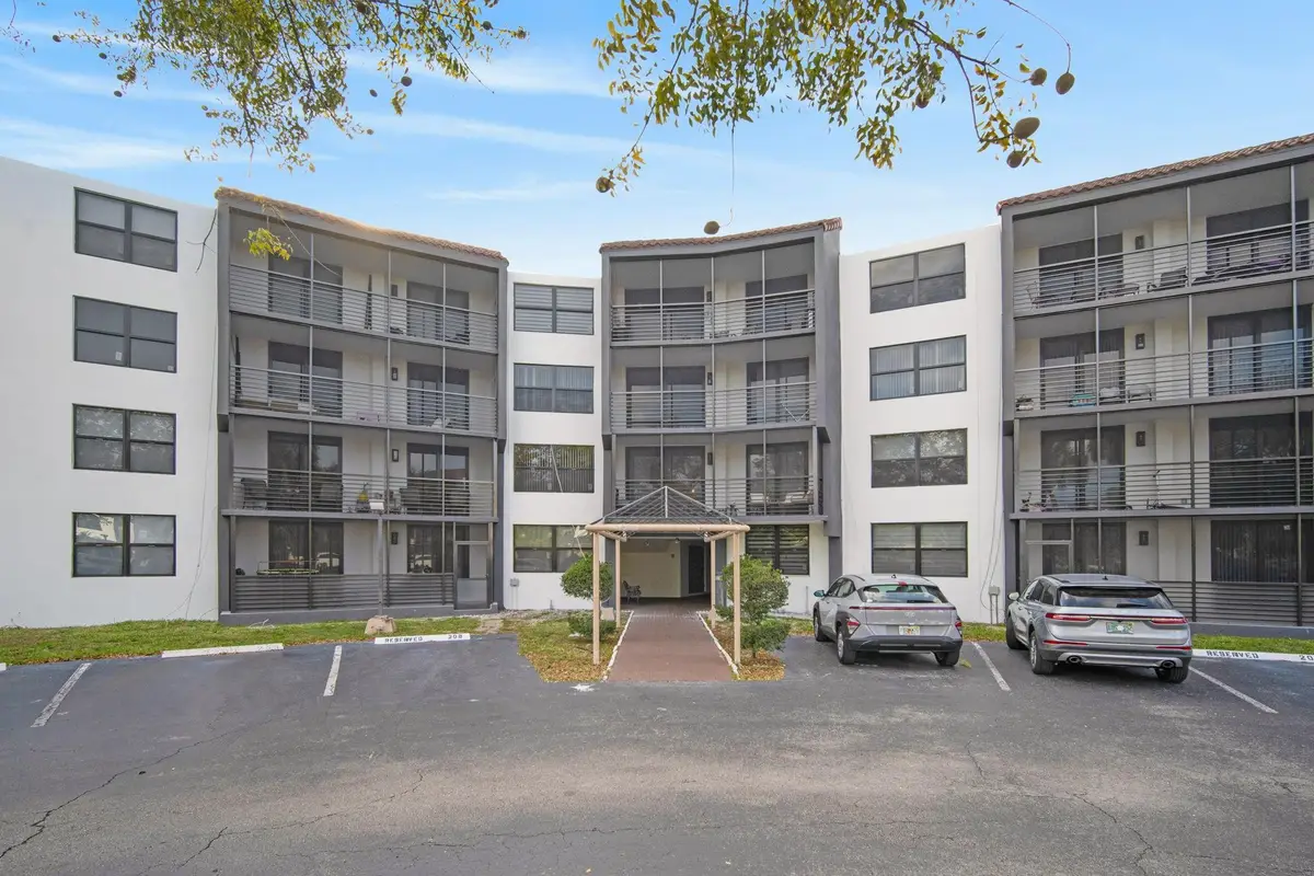 3900 N Hills Drive #306, Hollywood, FL 33021 - #1