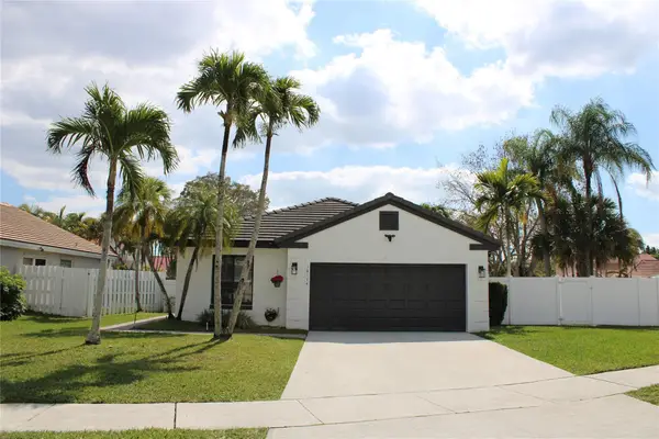 18174 NW 21st Street, Pembroke Pines, FL 33029
