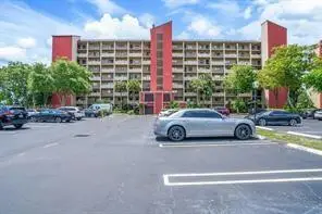 2200 S Cypress Bend Drive #905, Pompano Beach, FL 33069 - #2